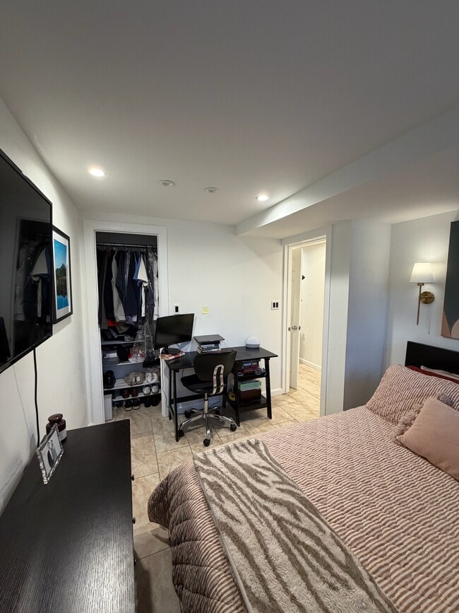 Foto del edificio - 128 Poplar St