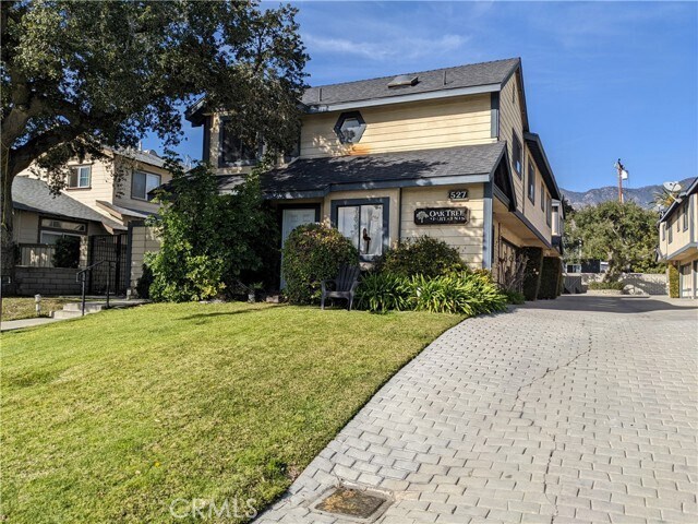 Foto del edificio - 527 E Colorado Blvd