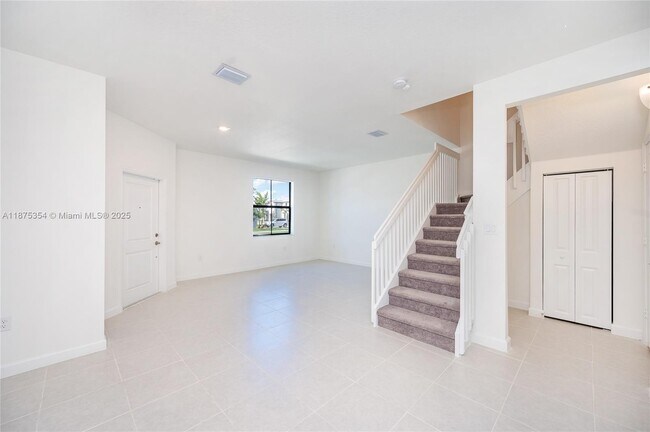 Foto del edificio - 28613 SW 132nd Ct
