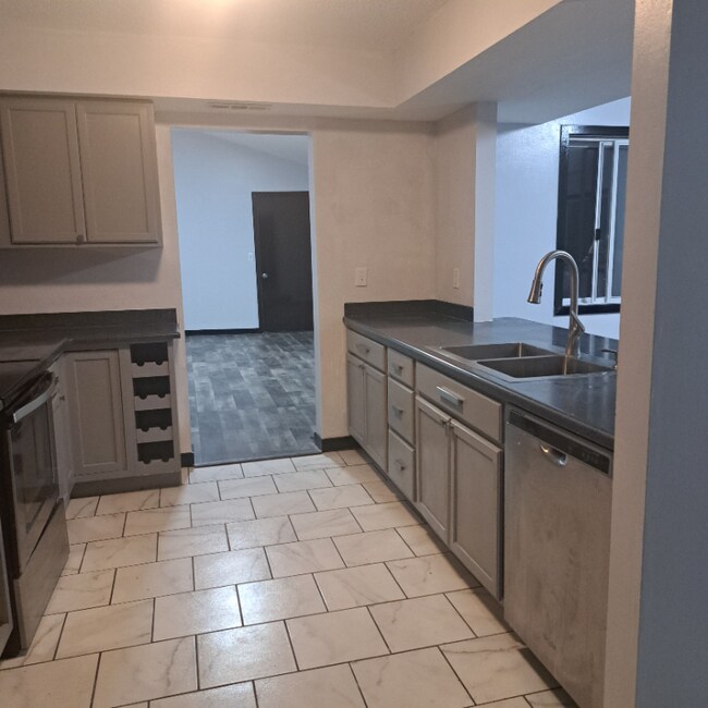 Foto del edificio - 7708 157th St W