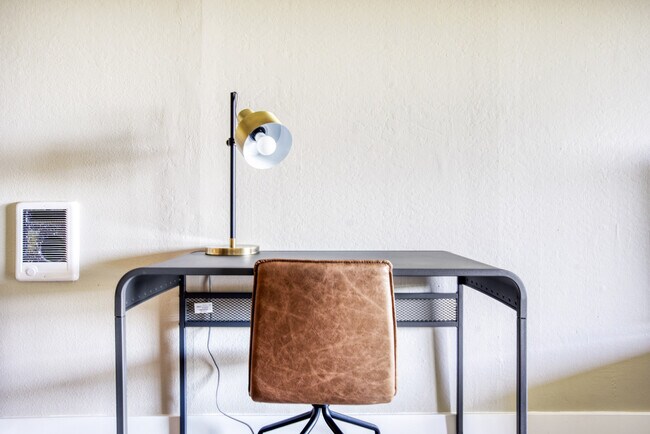 Foto del edificio - 600 Edgewater Blvd