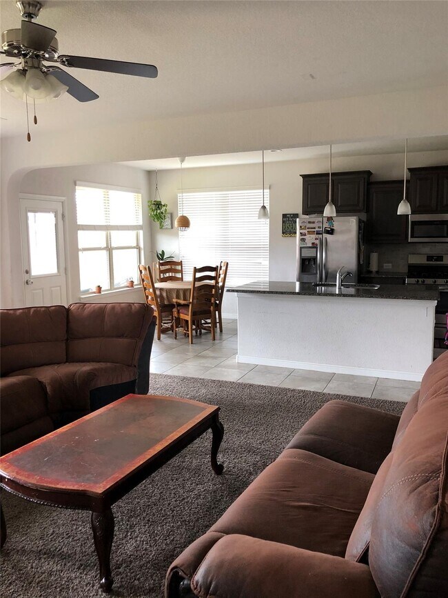 Foto del edificio - 10237 Little Falls Trail
