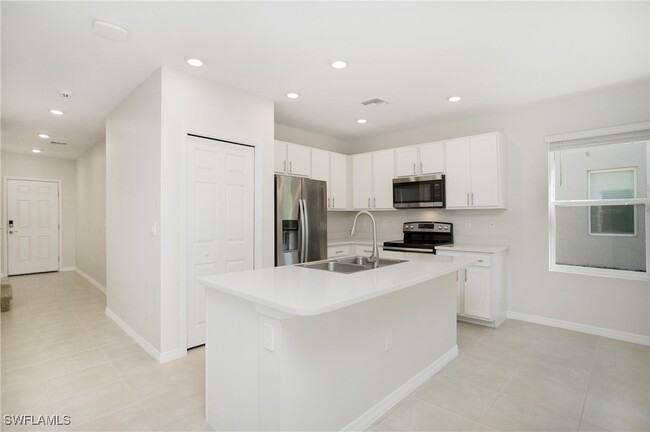 Building Photo - 15253 Wildflower Cir