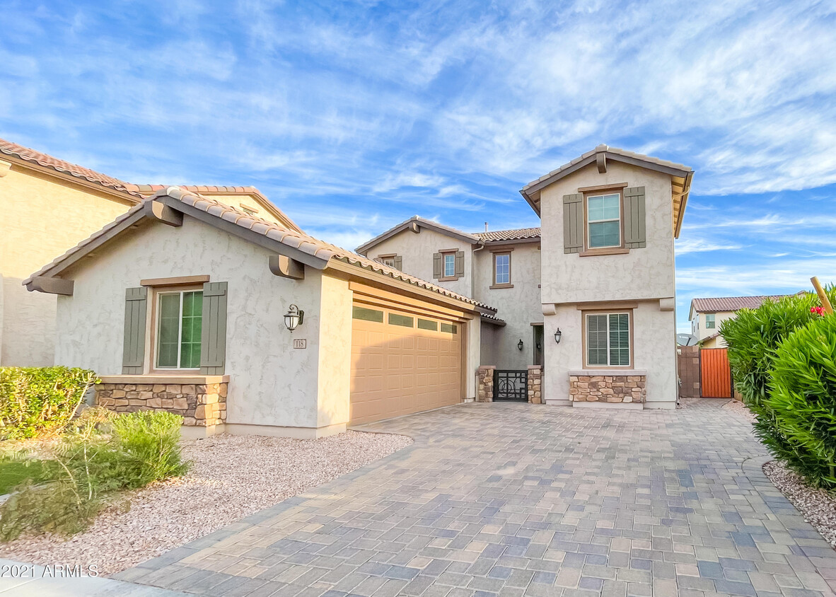 Foto principal - 118 E Canyon Way