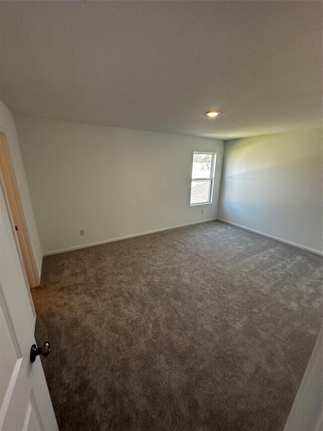 Building Photo - 6803 Flowering Ginger Ln