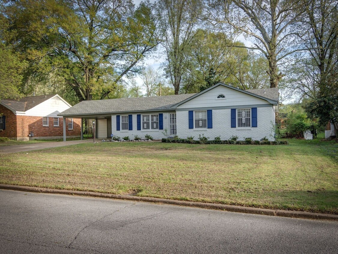 Primary Photo - Great 3 Bedroom, 2 Bathroom Rental Home in...