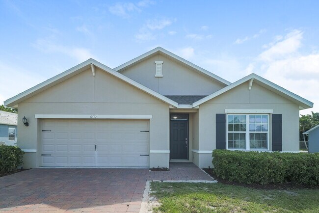 Building Photo - 509 SW 11th Ave