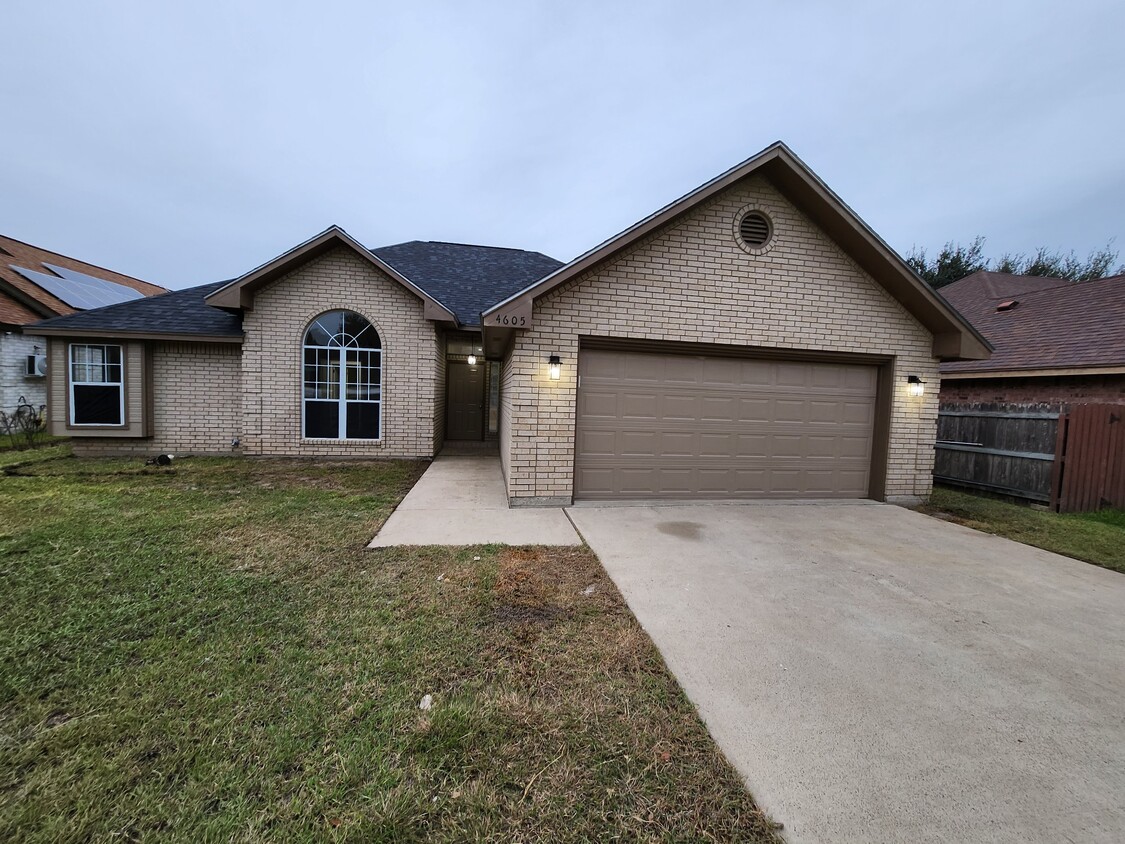 Foto principal - 4605 W Hackberry Ave