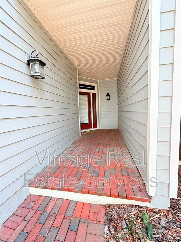 Foto del edificio - 2856 Bayshore Trails Dr