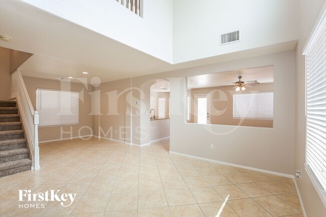 Foto del edificio - 7616 Highland Pony St