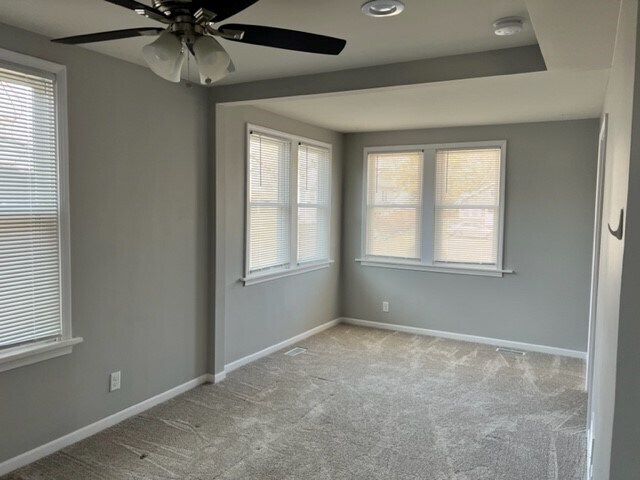 Livingroom - empty - 15 W Grand Ave