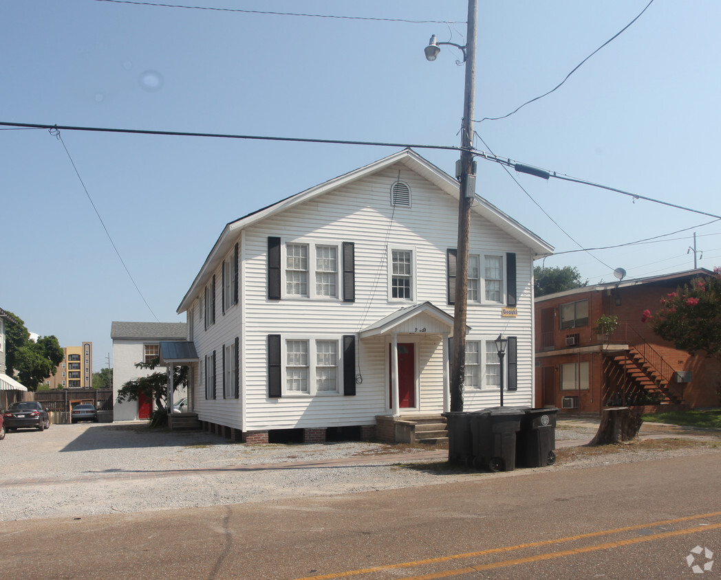 Building Photo - 229 E State St