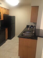 Building Photo - 2880 N Oakland Forest Dr