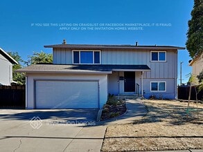 Building Photo - 10437 Reymouth Ave
