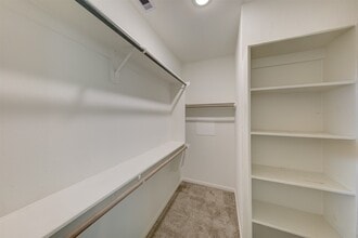 Building Photo - 1526 Ojeman Rd