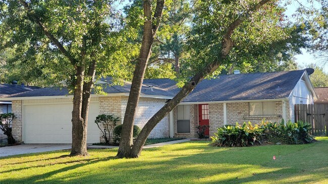 Foto del edificio - 14419 Cypress Leaf Dr