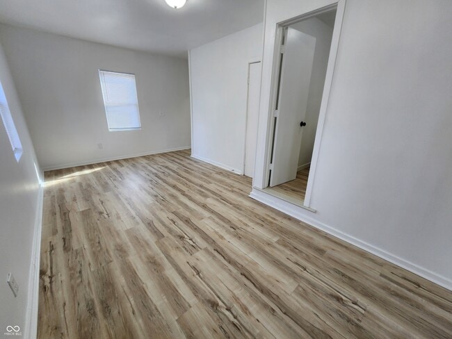 Building Photo - 2531 10th St
