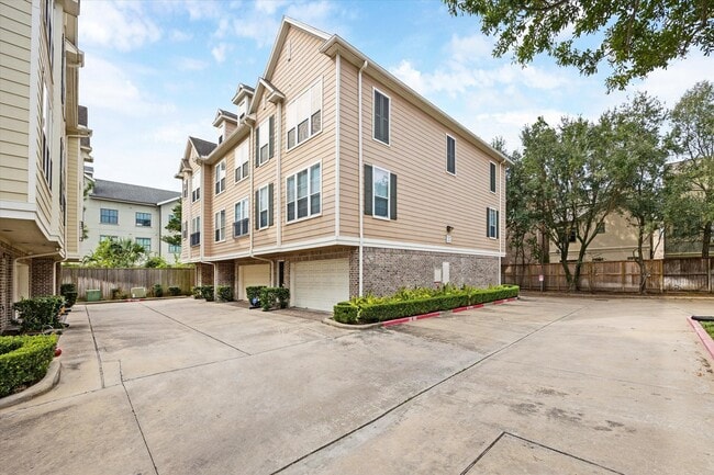 Foto del edificio - 3001 Murworth Dr