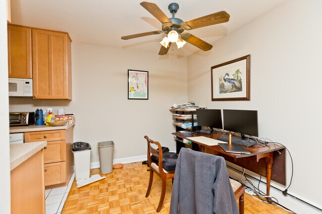 Foto del edificio - 420 W Aldine Ave