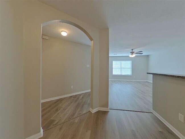 Foto del edificio - 24127 Wilde Dr