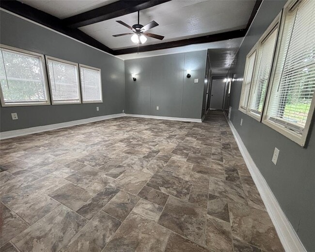 Building Photo - 13405 Commander Cir