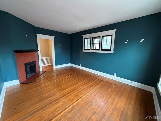 Foto del edificio - 180 Richmond Ave