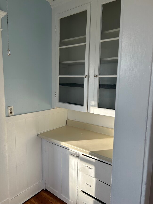 Foto del edificio - 22 Westwood Rd