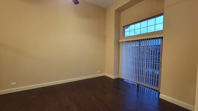Building Photo - 1514 Lake Ridge Ct