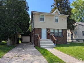 Building Photo - 17309 Stout St