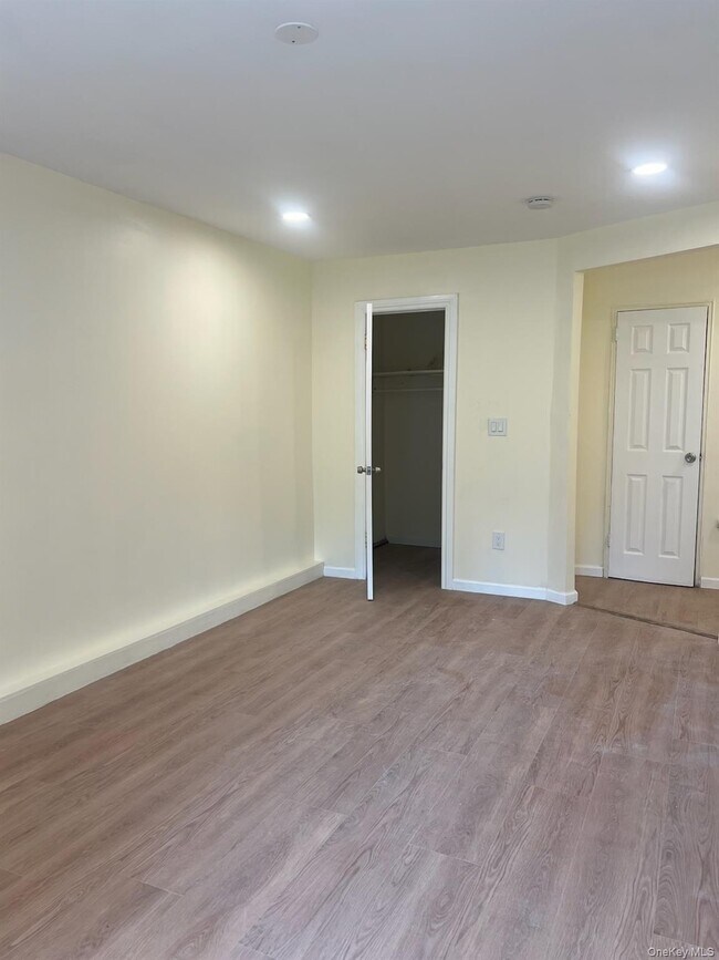 Foto del edificio - 238 E 88th St