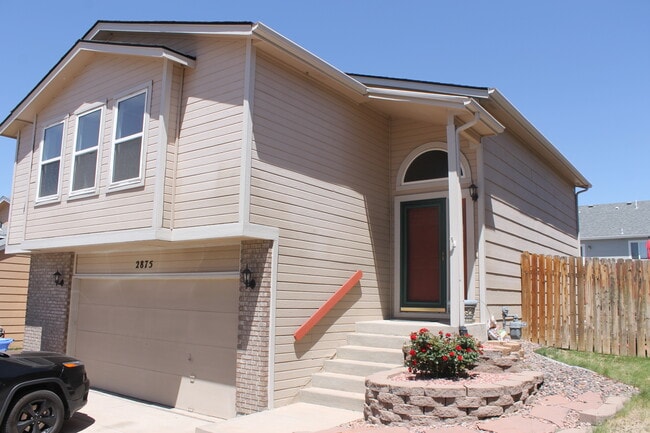 Building Photo - 2875 Richmond Dr