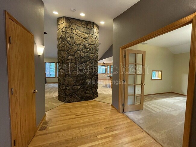 Foto del edificio - 11011 S Southridge Dr