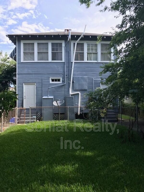 Building Photo - 1618 Abundance St
