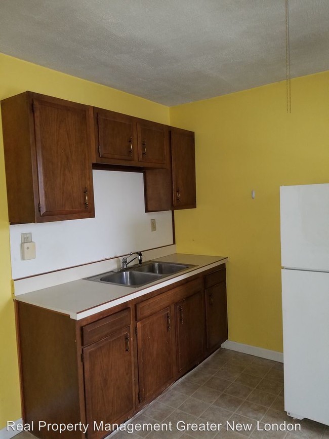 Building Photo - 1 br, 1 bath Apartment - 49 High St