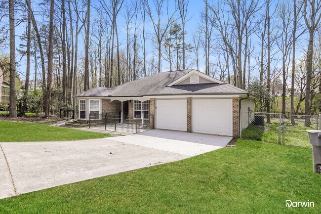 Building Photo - 9001 Louvaine Drive, Charlotte, NC 28227