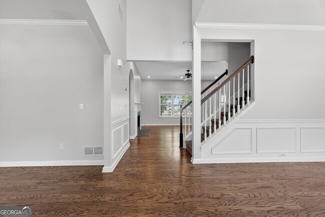 Building Photo - 28 Stonehenge Ct