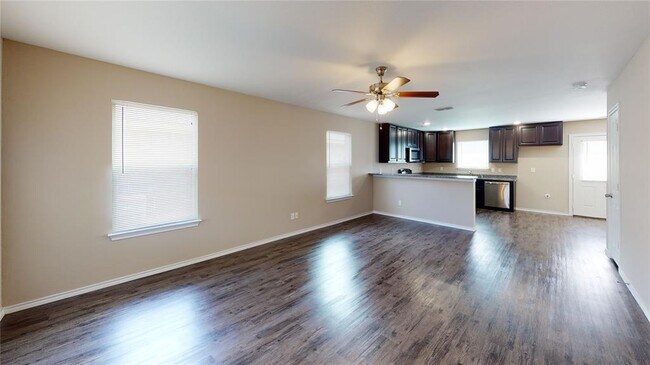 Building Photo - 115 Brooks Dr