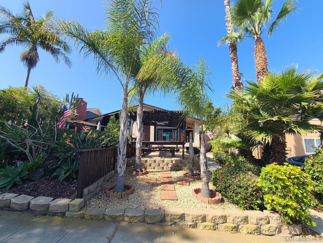 Building Photo - 4777 Del Monte Ave