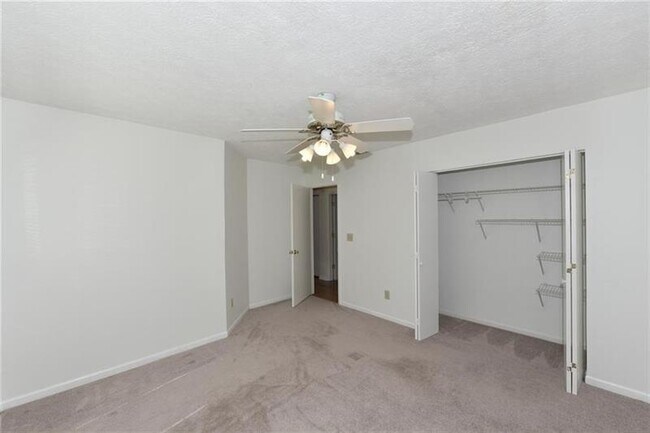 Building Photo - 3005 Landington Way NW