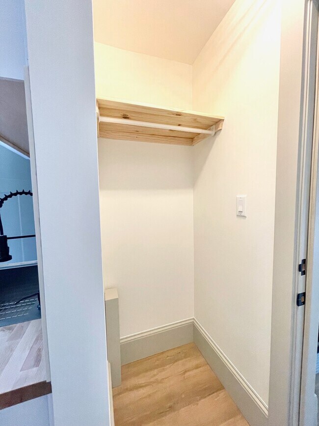 Building Photo - 621 Duplex