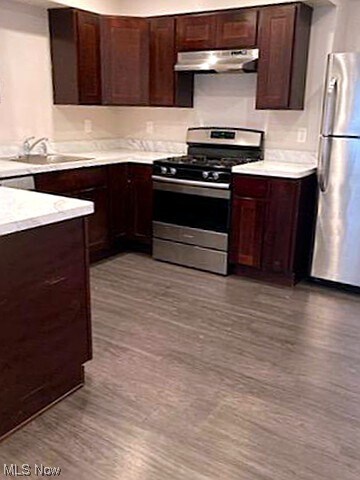 Building Photo - 9913 Foster Ave