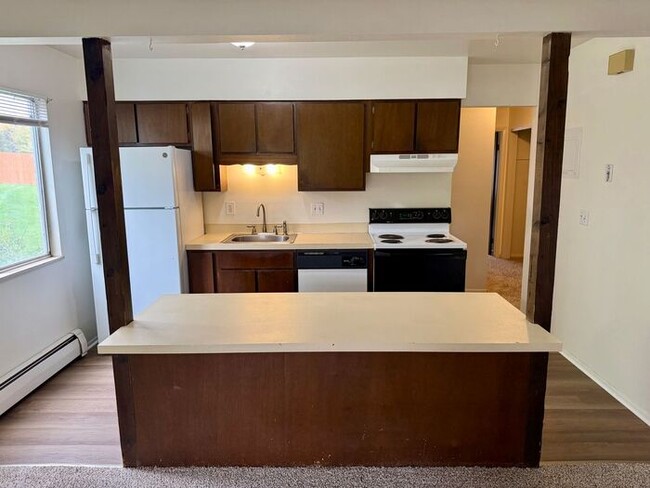 Foto del edificio - Move in specials - Pick One - 1st month free or $100 off monthly rent. Flexible lease terms are a...