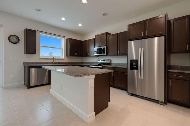 Foto del edificio - 5703 Lodgepole Ln