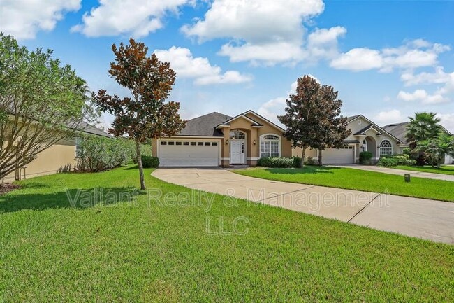 Building Photo - 608 Birchbark Trail