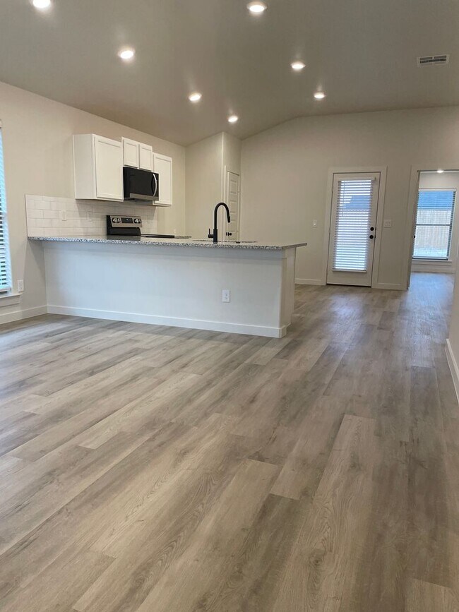 Foto del edificio - NEW 2026 Buld in Hometead 3/2/2