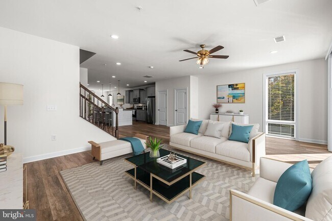 Foto del edificio - 900 Gilbert Rd