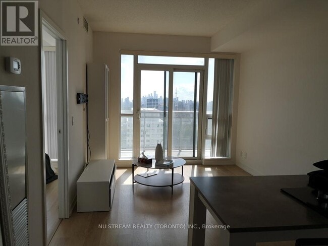 Photo du bâtiment - 89 Dunfield Ave