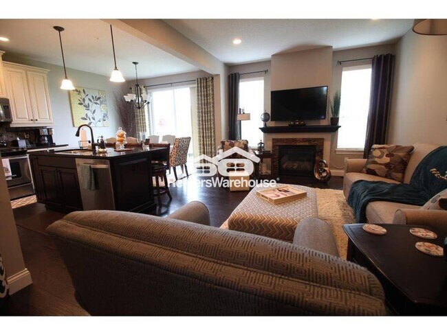 Foto del edificio - 8411 Larch Ln N