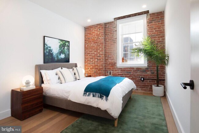 Foto del edificio - 1099 Germantown Ave