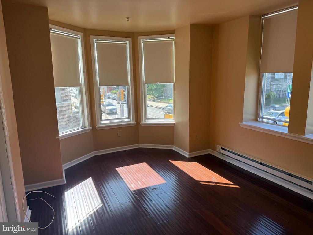 Building Photo - 1547 N 54th St